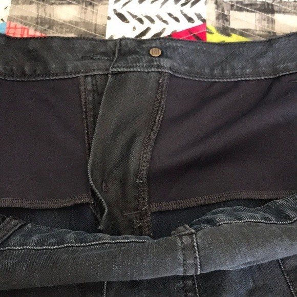 Lands' End Ankle Length Straight Leg Jeans - Picture 14 of 15